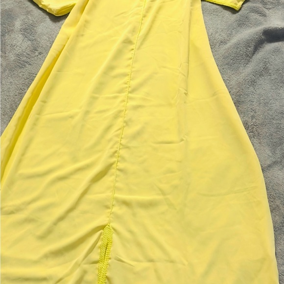 Elegant Yellow Maxi Dress with Purple Floral Embroidery - Picture 4 of 5